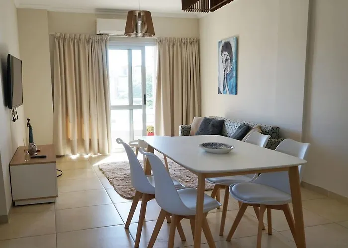 Departamento Amplio, Nuevo Y Centrico